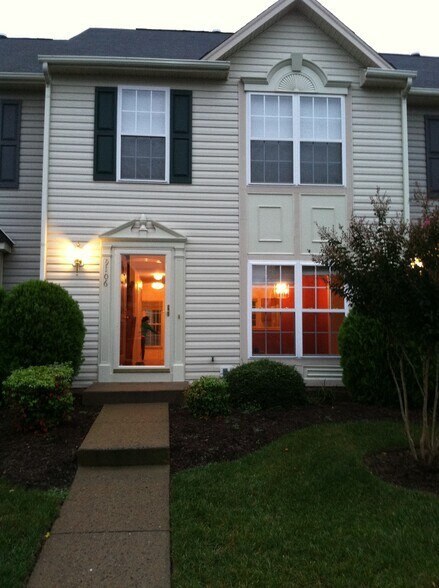 More Photos Of 1311 Village Views Dr, Glen Allen Apartments For Sale