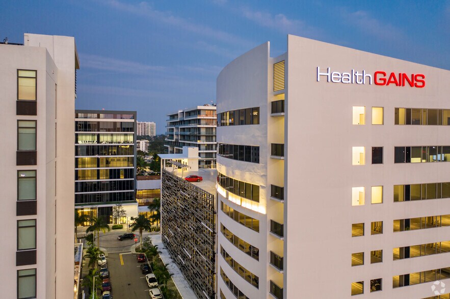 More Photos Of 2920 NE 207th St, Aventura Office Residential For Lease