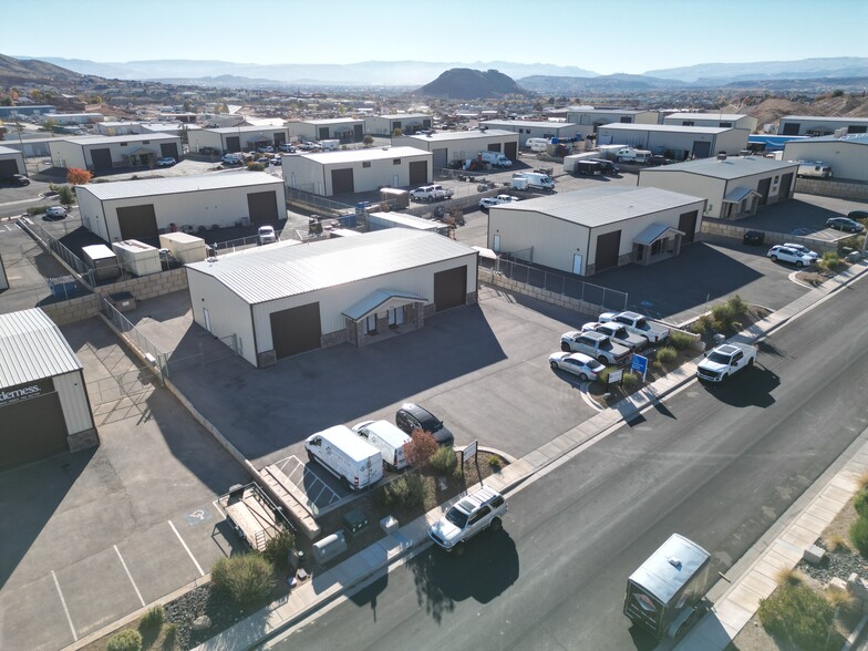 More Photos Of 1456 E Hillcrest Dr, Washington Industrial For Sale