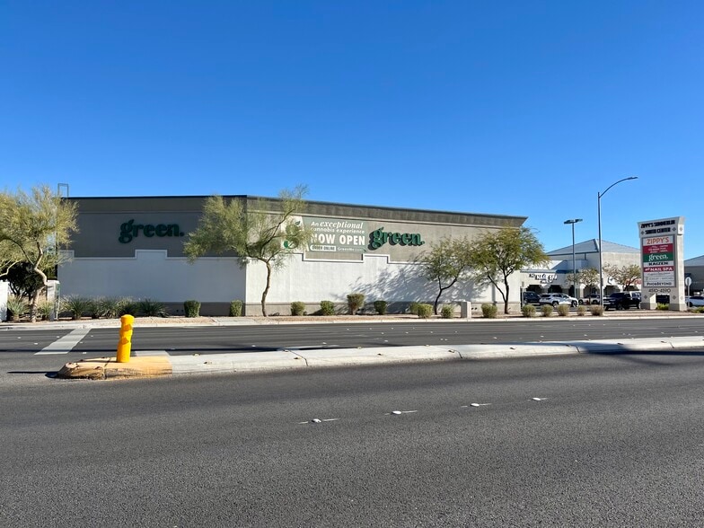 More Photos Of 4520 Hualapai Way, Las Vegas Unknown For Lease