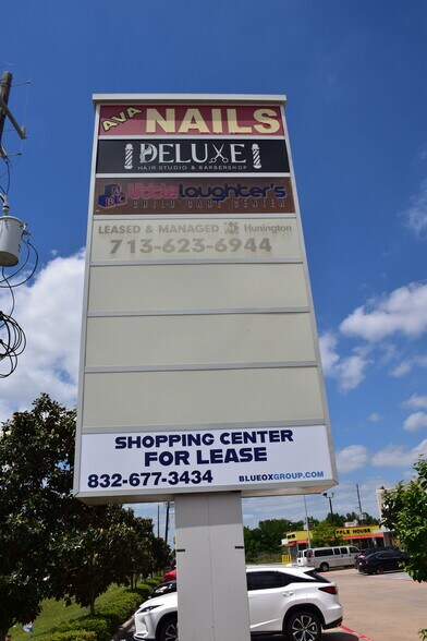 More Photos Of 641 Rankin Rd, Houston Freestanding For Lease