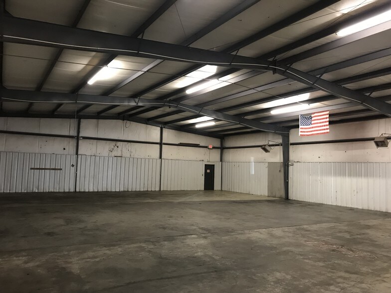 More Photos Of 419 Hamilton Crossing Rd NW, Cartersville Industrial For Sale