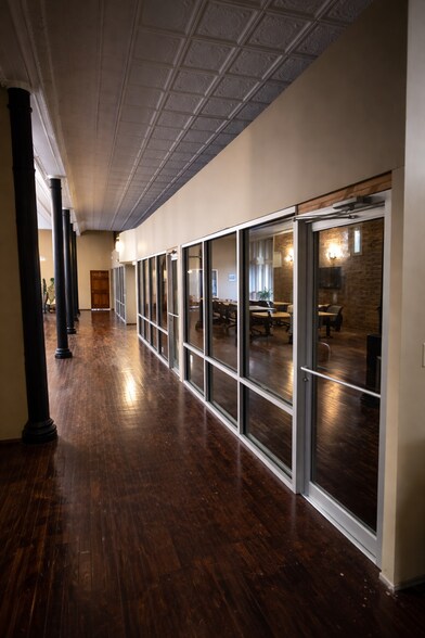 More Photos Of 163 E Center St, Marion Coworking Space