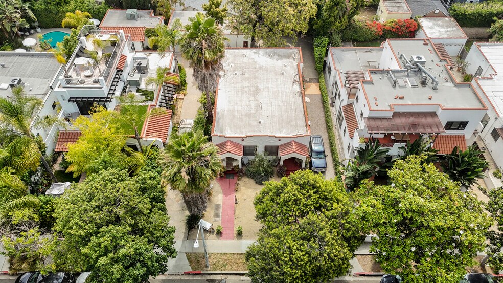 More Photos Of 1218 Poinsettia Dr, West Hollywood Apartments For Sale