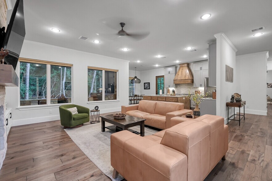 More Photos Of 15937 Stagecoach Rd, Stagecoach Specialty For Sale