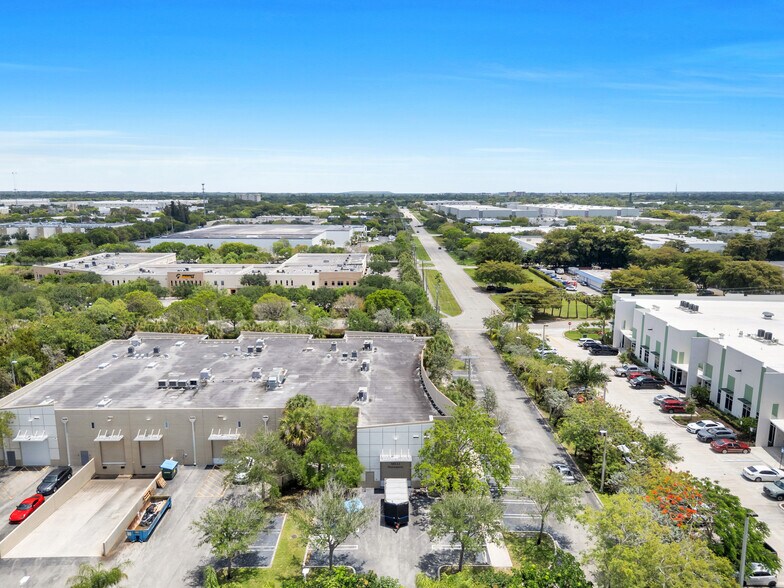 More Photos Of 3900 NW 126th Ave, Coral Springs Warehouse For Sale