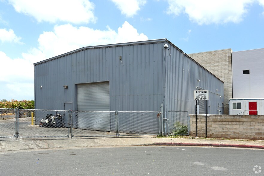 More Photos Of 1006 Mikole St, Honolulu Warehouse For Lease