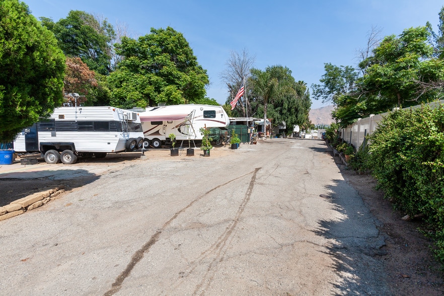 More Photos Of 22113 Grand Terrace Rd, Grand Terrace Manufactured Housing Mobile Home Park For Sale