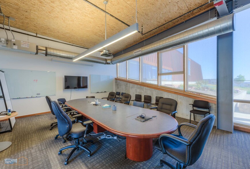 More Photos Of 101 S Taylor Ave, Louisville Warehouse For Lease