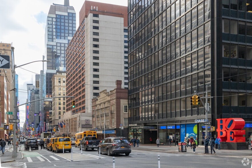 More Photos Of 810 Seventh Ave, New York Office For Lease