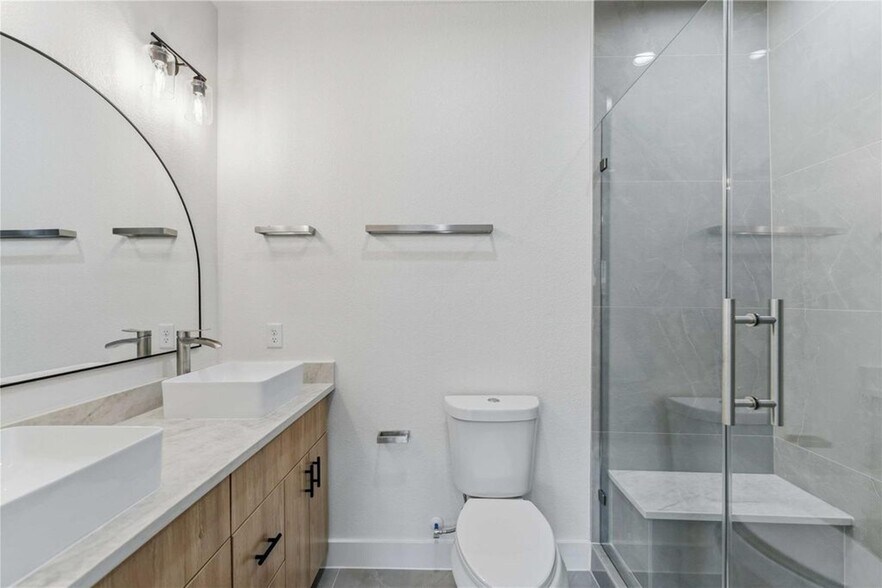 More Photos Of 4314 Stassen St, Houston Multifamily For Sale