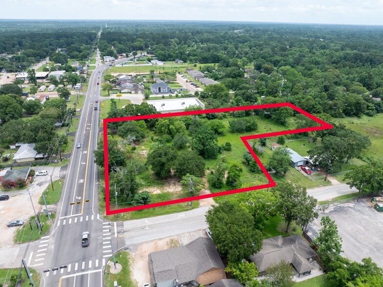 More Photos Of 308 E Powell St, Willis Land For Sale