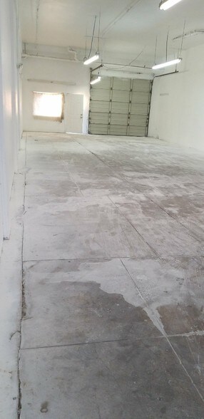 More Photos Of 1218-1224 Long Beach Blvd, Long Beach Storefront Retail Residential For Lease