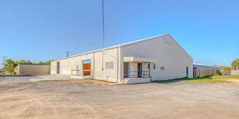 Primary Photo Of 451 S Old Corry Field Rd, Pensacola Warehouse For Lease