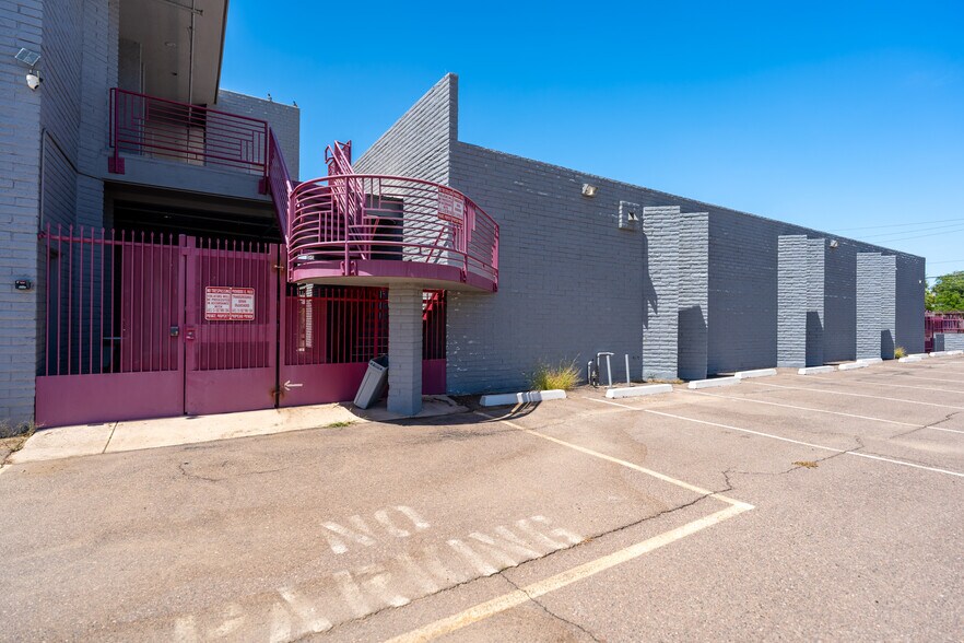 More Photos Of 2645 N 24th St, Phoenix Schools For Sale