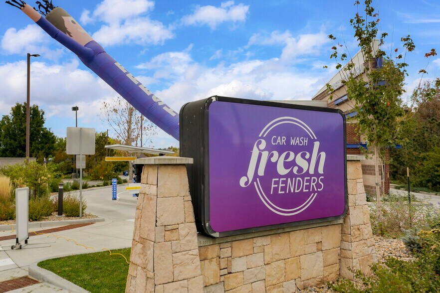 More Photos Of 5384 S Parker Rd, Aurora Carwash For Sale
