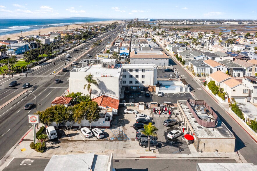 More Photos Of 6204 W Coast Hwy, Newport Beach Restaurant For Lease