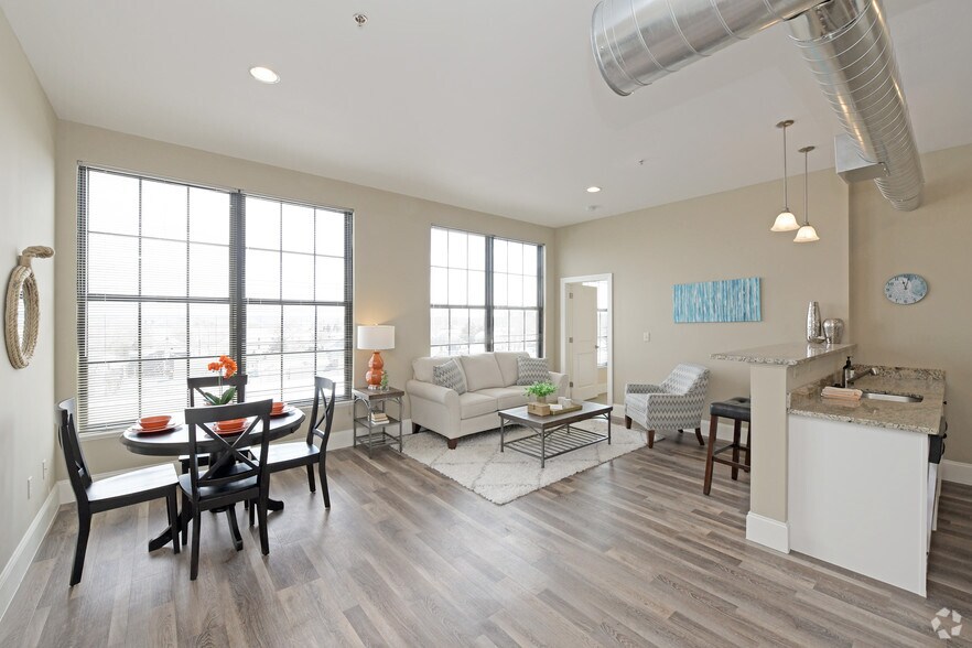 More Photos Of 99 Main St, Warren Apartments For Lease