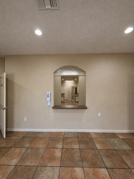 More Photos Of 1043 Town Center Dr, Orange City Medical For Lease