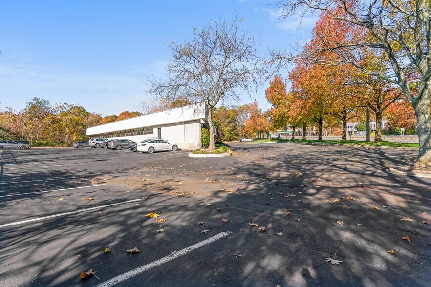 More Photos Of 1440 Veterans Memorial Hwy, Islandia Medical For Sale