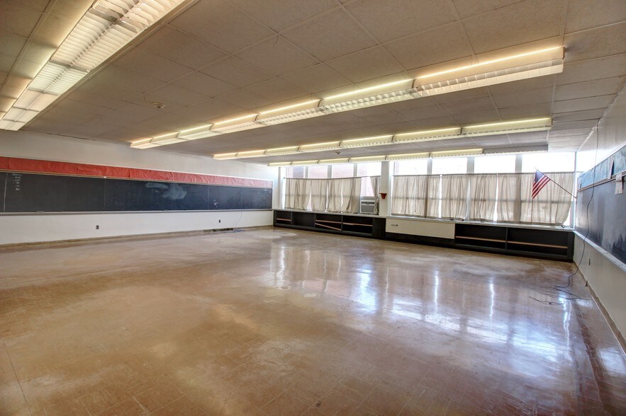 More Photos Of 81 W Bayard St, Seneca Falls Office Residential For Sale