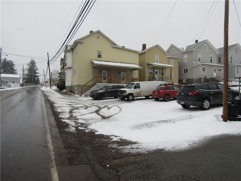 More Photos Of 300 Meyers Ave, Meyersdale Apartments For Sale