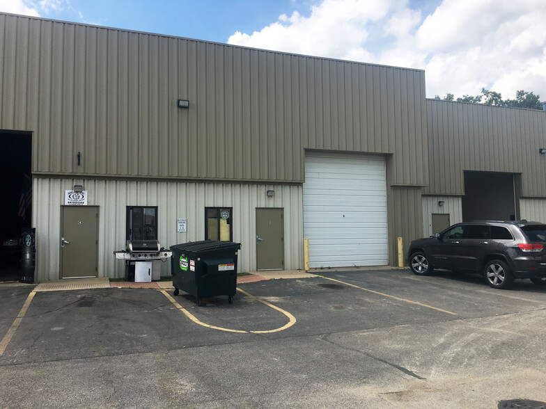 Primary Photo Of 1820 Production Dr, St Charles Manufacturing For Lease