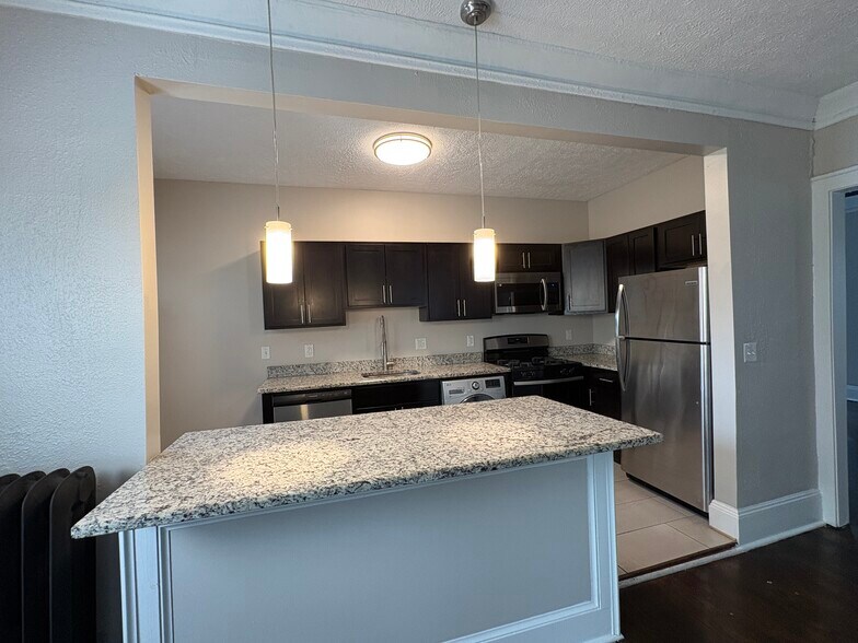 More Photos Of 2740 Hampshire Rd, Cleveland Heights Apartments For Sale
