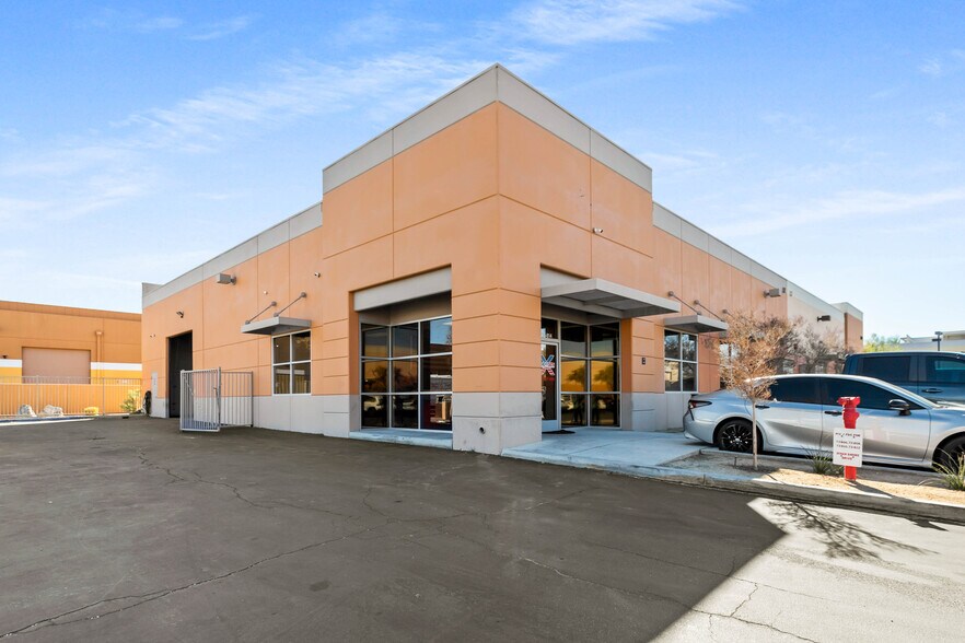 More Photos Of 73814 Dinah Shore Dr, Palm Desert Warehouse For Lease