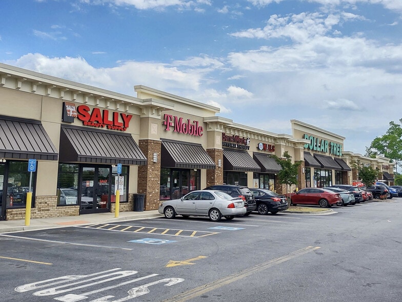 Primary Photo Of 4959-4990 Bill Gardner Pky, Locust Grove General Retail For Lease
