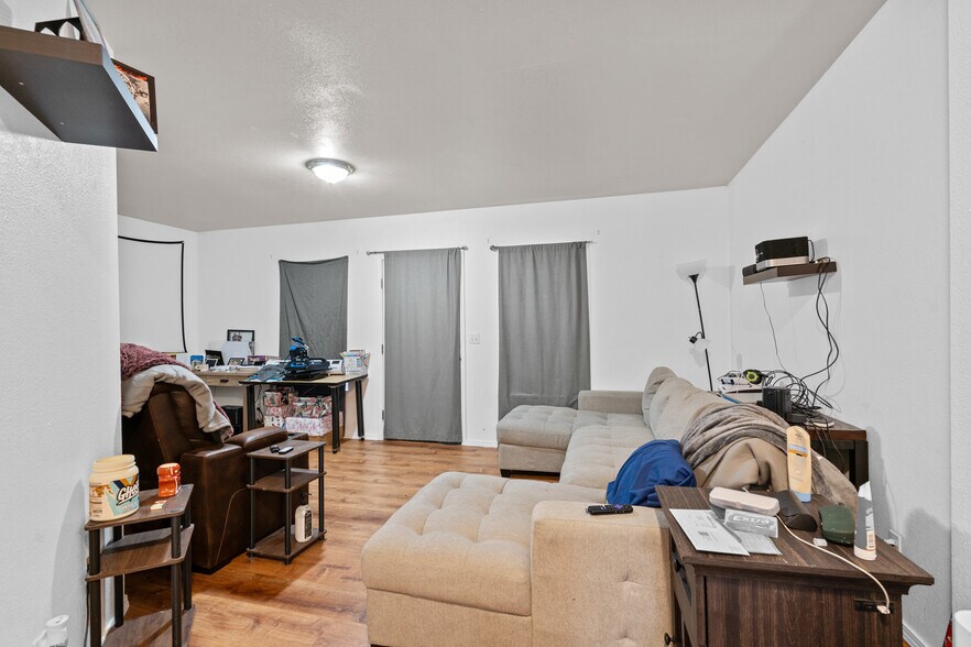 More Photos Of 140 S Chase St, Heppner Apartments For Sale