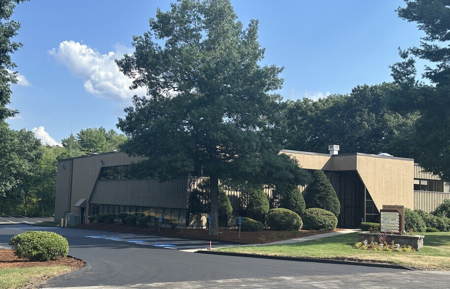 More Photos Of 6 Lyberty Way, Westford Office For Lease
