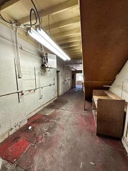 More Photos Of 79 W Portal Ave, San Francisco Storefront For Lease