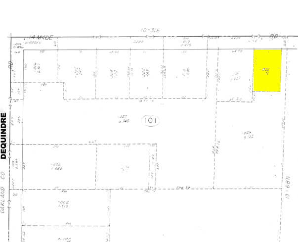 More Photos Of 2280 E 14 Mile Rd, Warren Storefront For Sale