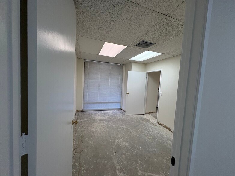 More Photos Of 17871 Santiago Blvd, Orange Medical For Lease