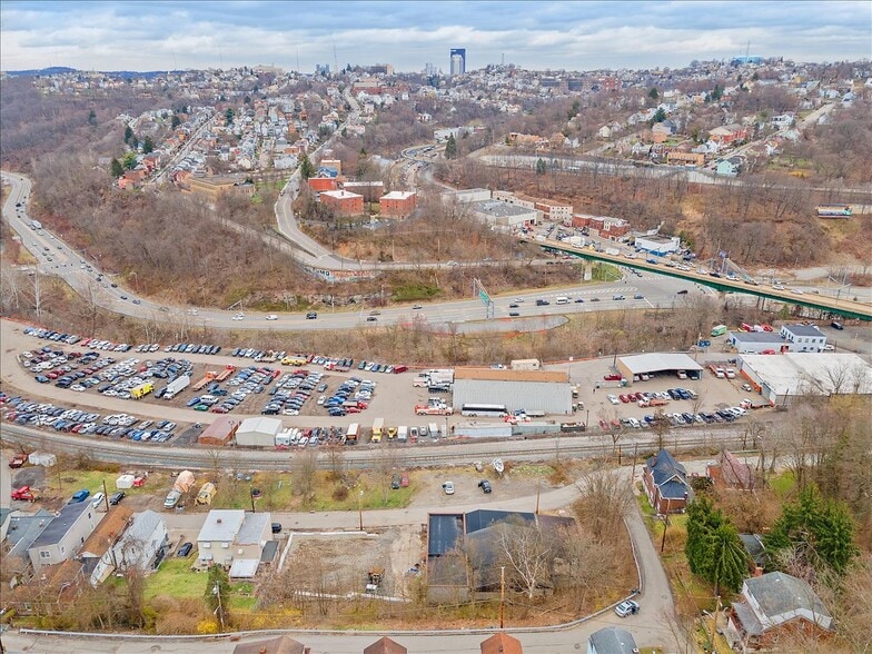 More Photos Of 84 Dawn Ave, Pittsburgh Warehouse For Lease