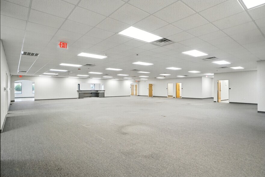 More Photos Of 133 Island Ford Rd, Statesville Office For Lease