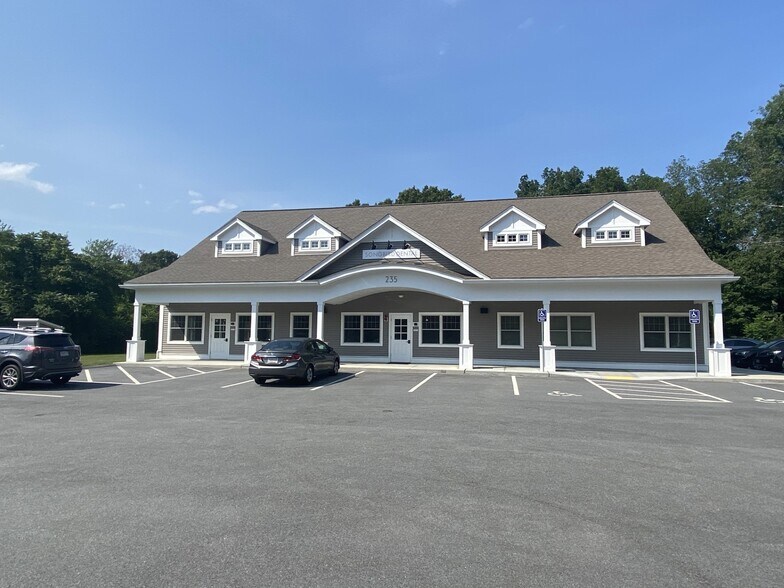 More Photos Of 235 Main St, Shrewsbury Office For Lease