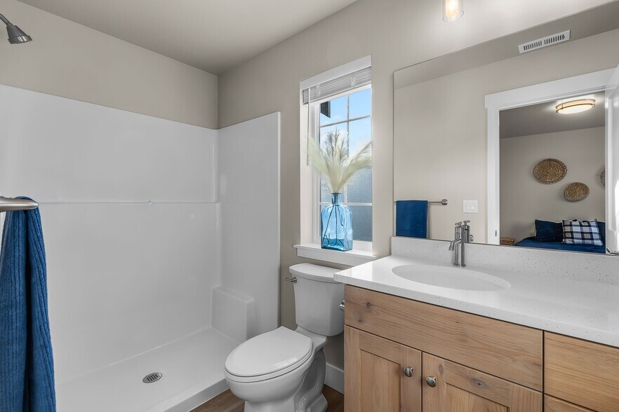 More Photos Of 63281 NW Ski Ln, Bend Multifamily For Sale