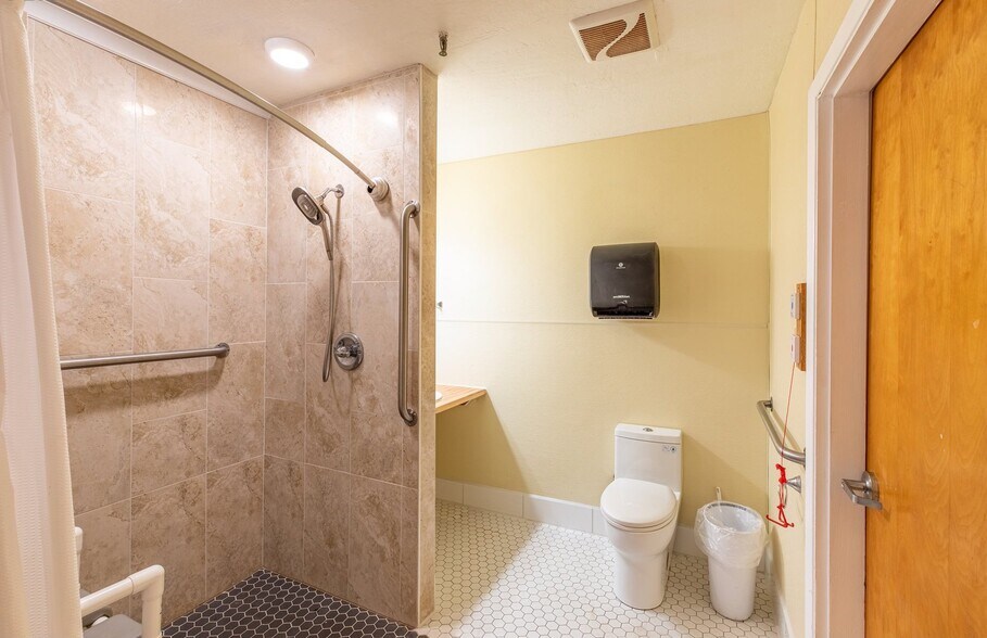 More Photos Of 87326 McTimmons Ln, Bandon Healthcare For Sale