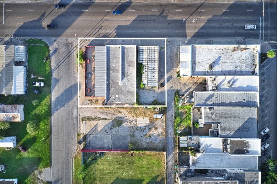 More Photos Of 130 E Goodnight Ave, Aransas Pass Restaurant For Sale