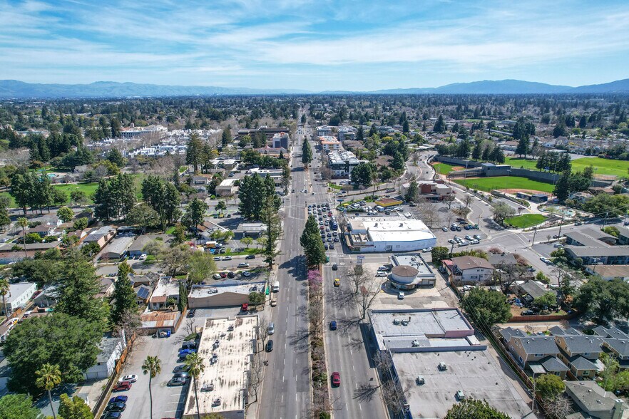 More Photos Of 1313 W El Camino Real, Mountain View Freestanding For Sale