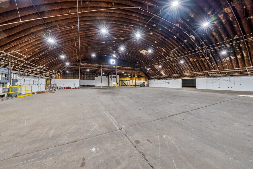 More Photos Of 1385 Antelope Rd, White City Manufacturing For Lease