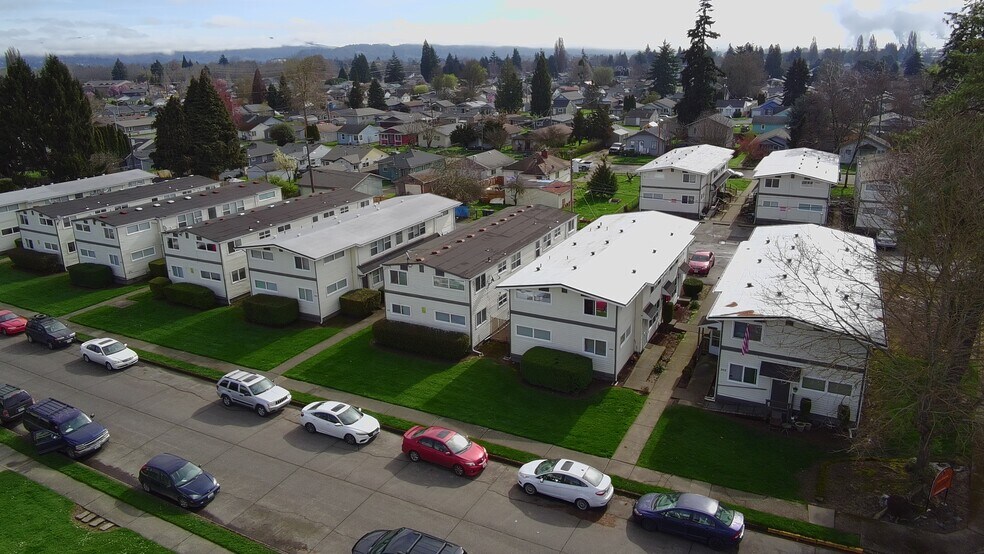 More Photos Of 255 Beech St, Longview Apartments For Sale