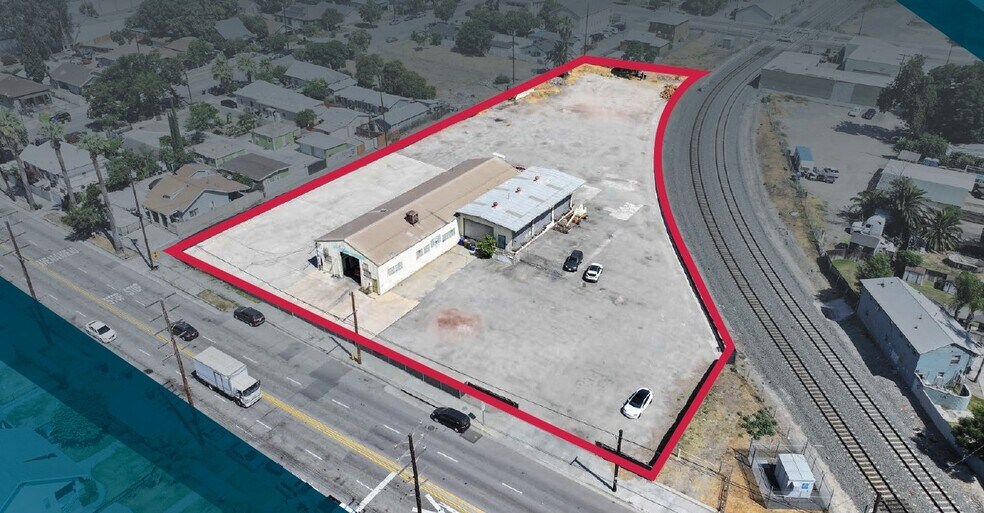 Primary Photo Of 958 W Rialto Ave, San Bernardino Truck Terminal For Sale