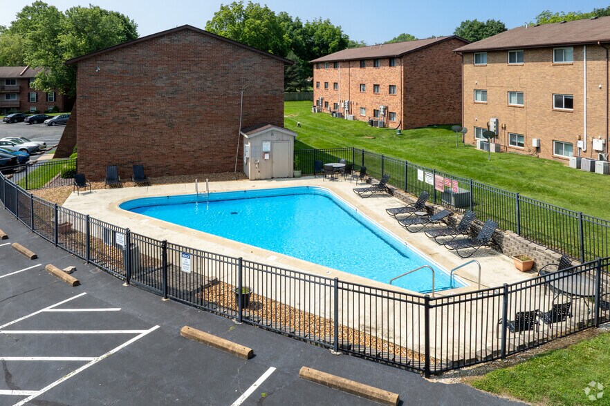 More Photos Of 1151 Roger Ave, Swansea Apartments For Sale