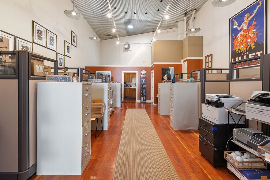 More Photos Of 67-71 Haight St, San Francisco General Retail For Lease
