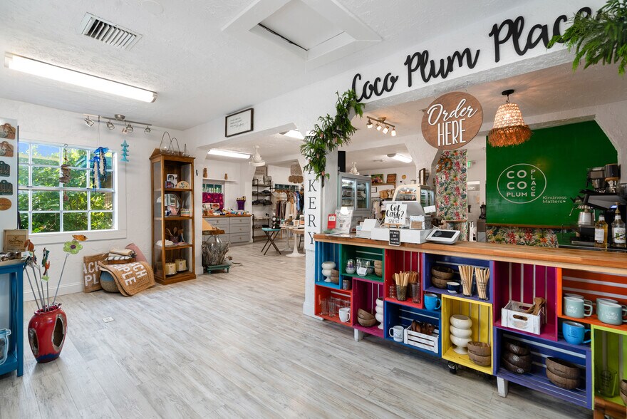 More Photos Of 98275 Overseas Hwy, Key Largo Storefront Retail Residential For Sale