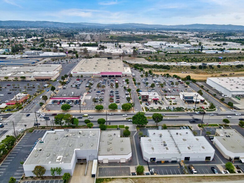More Photos Of 1301 Foothill Blvd, Azusa Warehouse For Lease