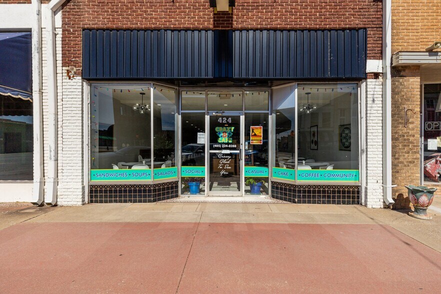 More Photos Of 424 W Chickasha Ave, Chickasha Storefront For Sale